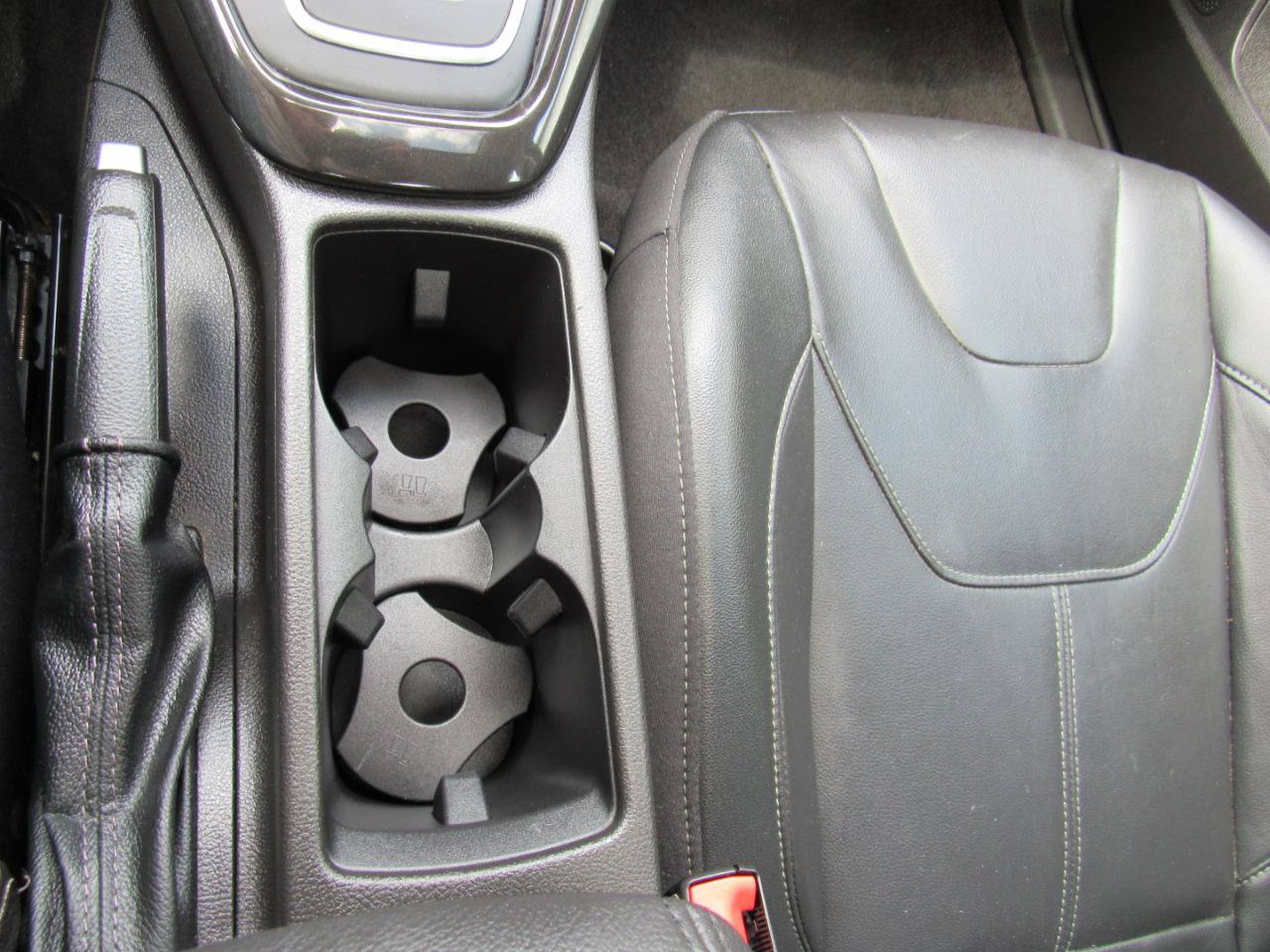 Used 2017 Ford Focus Titanium FWD image 27