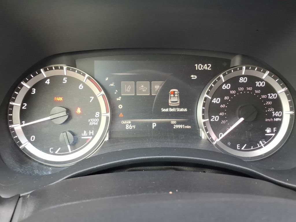 Used 2023 Toyota Highlander XSE FWD image 20