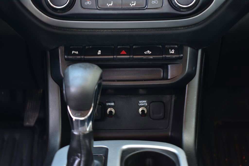 Used 2022 Chevrolet Colorado LT w/ Fleet Safety Package RWD image 25