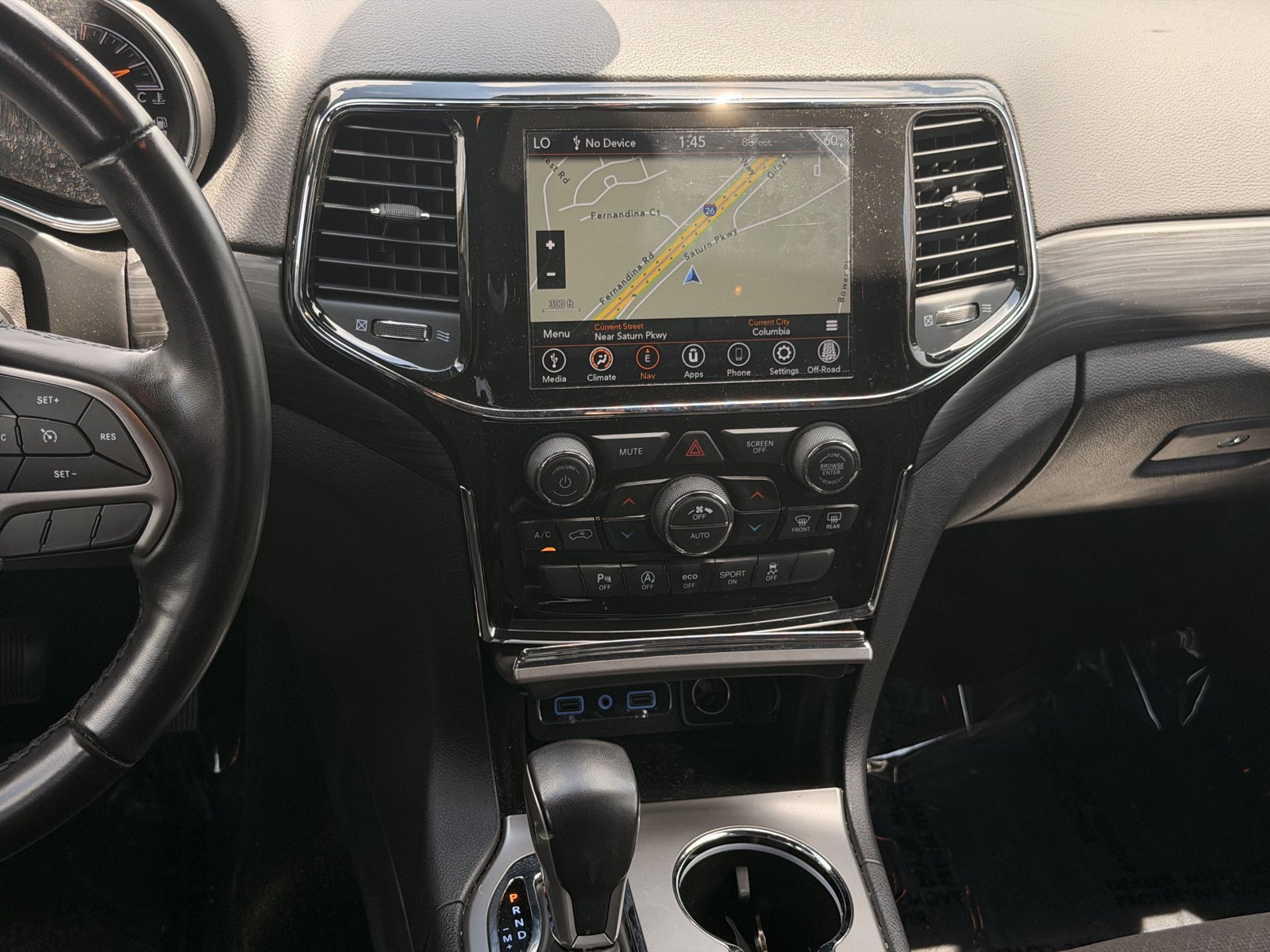 Used 2022 Jeep Grand Cherokee Laredo E AWD/4WD image 30