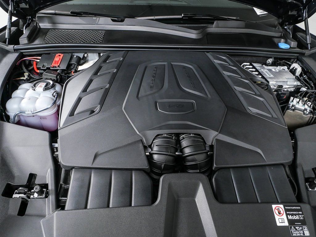 New 2026 Porsche Cayenne S image 38