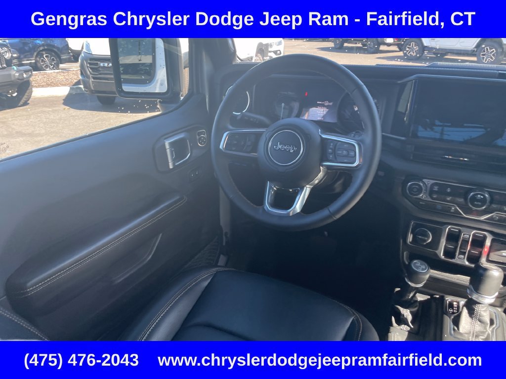 Certified 2024 Jeep Wrangler Unlimited Sahara w/ Technology Group AWD/4WD image 61