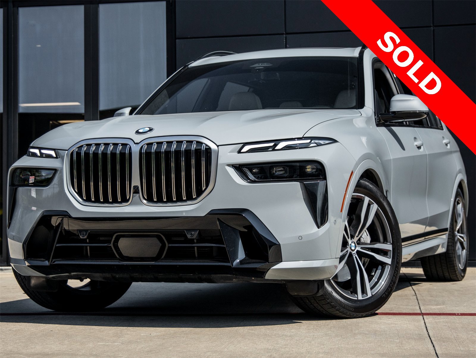 Used 2024 BMW X7 xDrive40i w/ M Sport Package