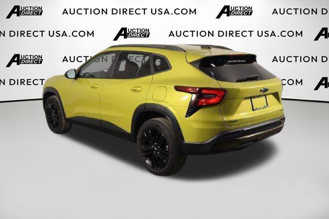Used 2024 Chevrolet Trax ACTIV w/ Driver Confidence Package FWD image 46