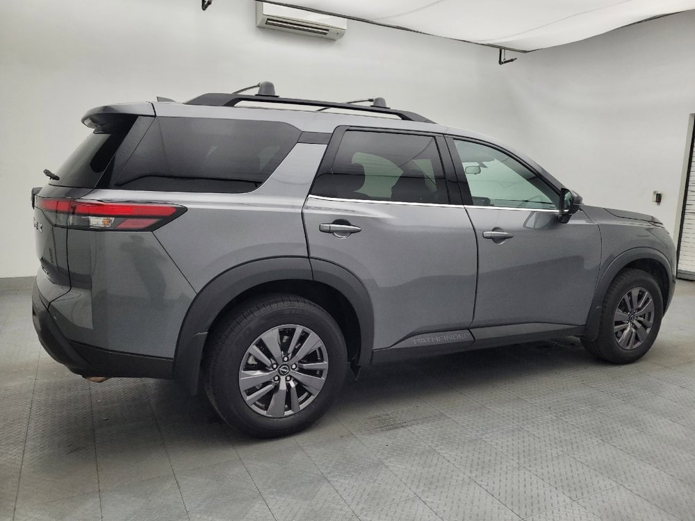 Used 2023 Nissan Pathfinder SV AWD/4WD image 10