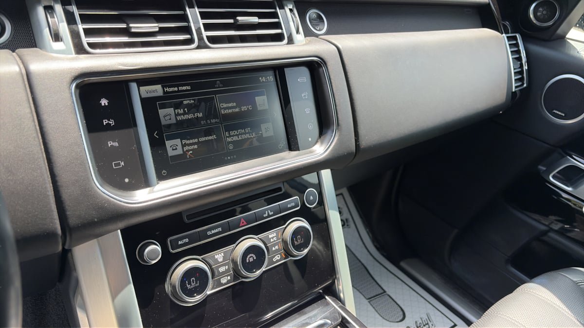 Used 2016 Land Rover Range Rover Supercharged AWD/4WD image 14