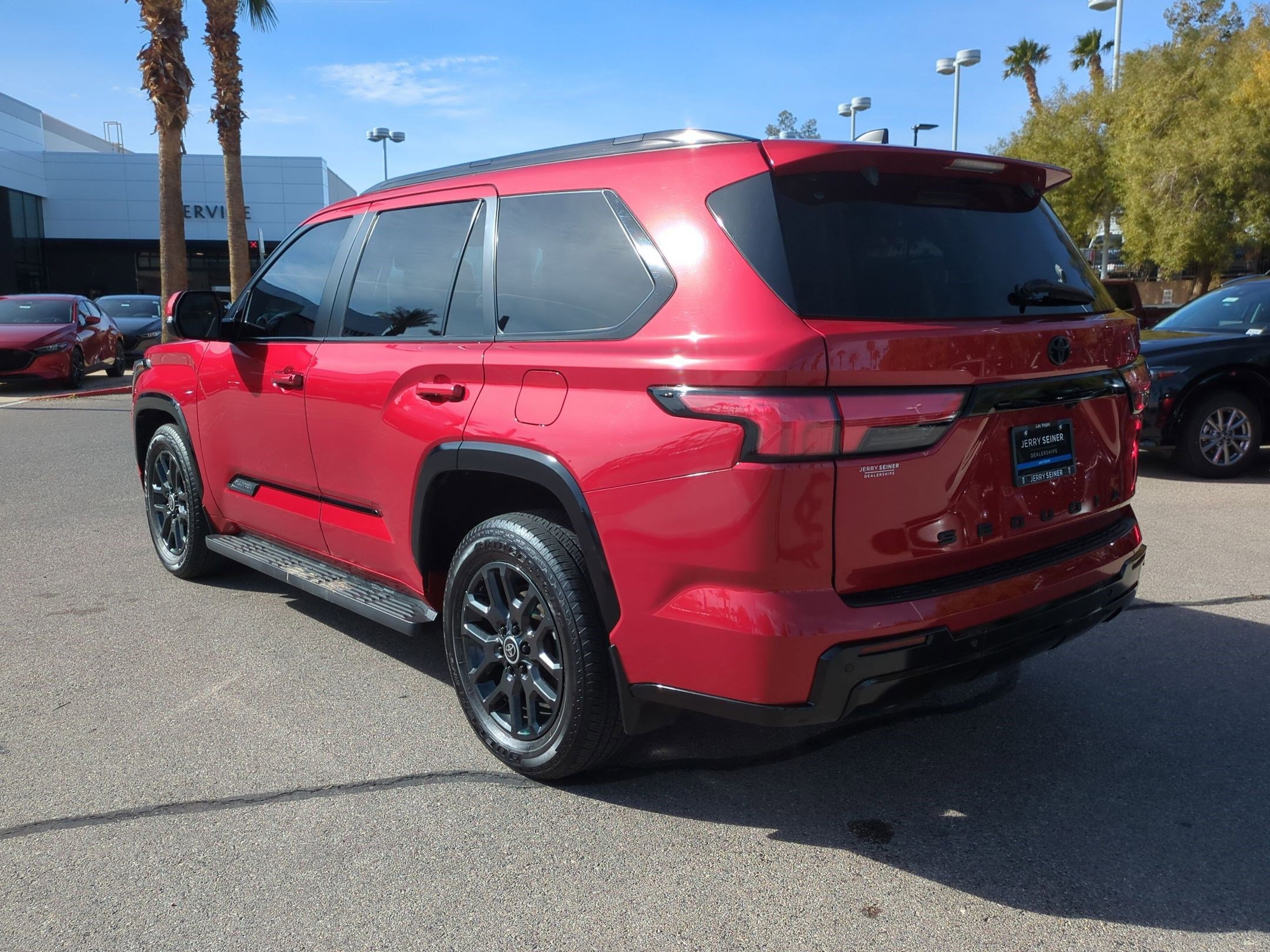 Used 2024 Toyota Sequoia Platinum image 3