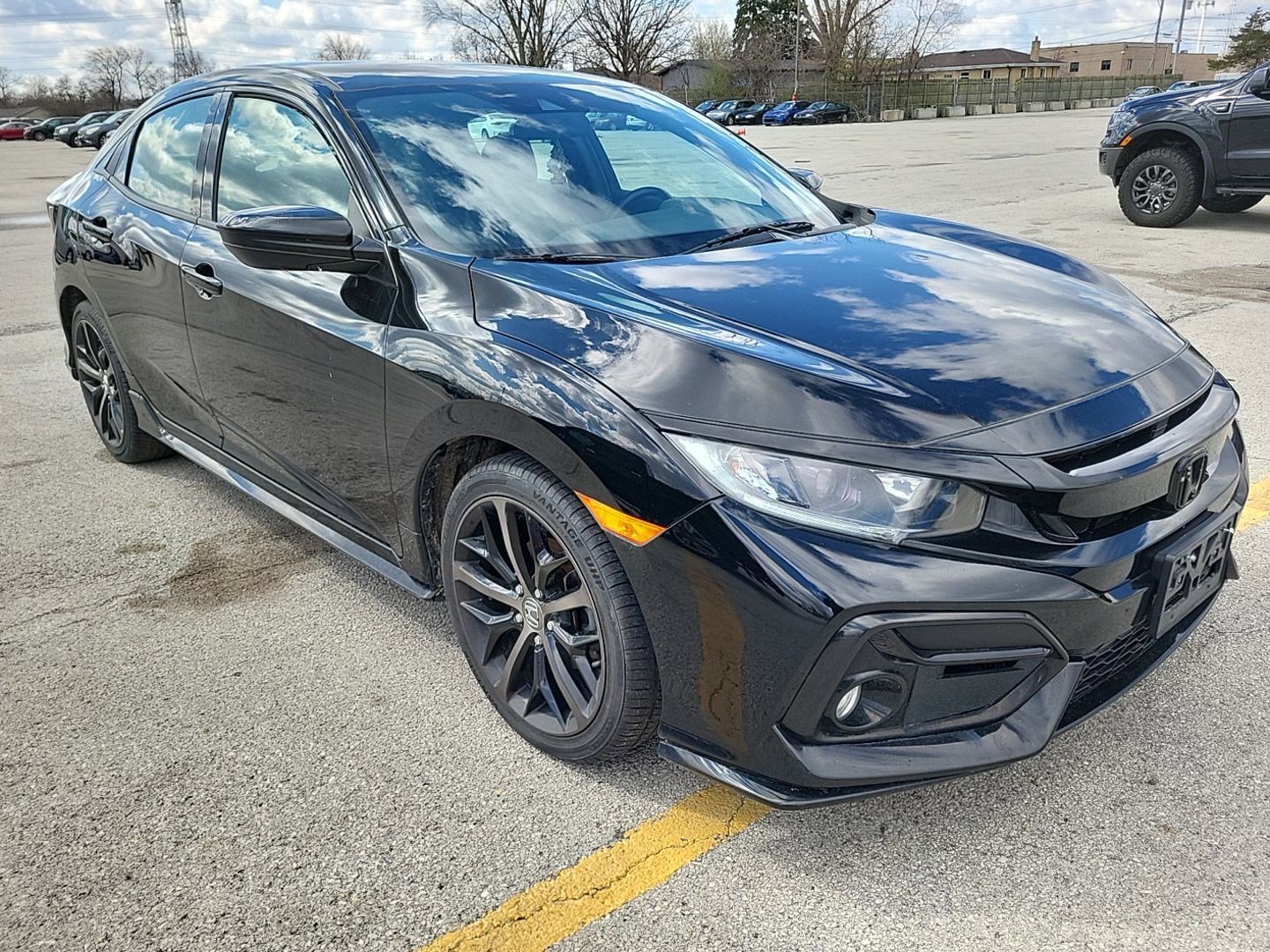Used 2021 Honda Civic Sport image 2