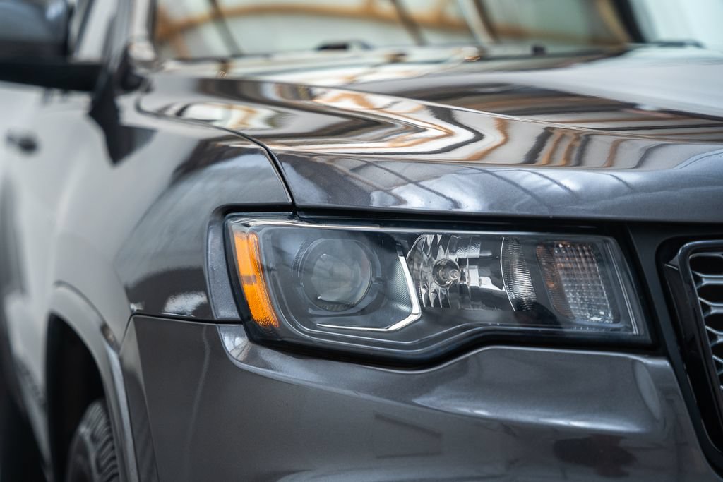 Used 2021 Jeep Grand Cherokee Laredo X AWD/4WD image 14
