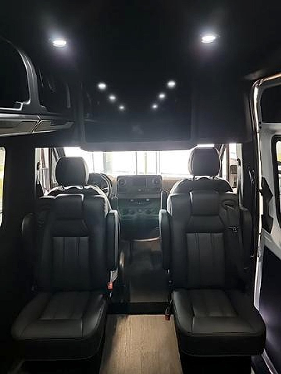 New 2024 Mercedes-Benz Sprinter 3500 image 6
