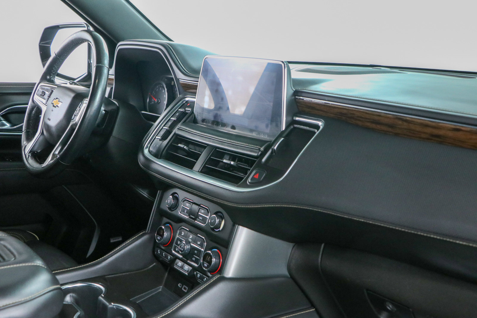 Used 2021 Chevrolet Tahoe Premier AWD/4WD image 29