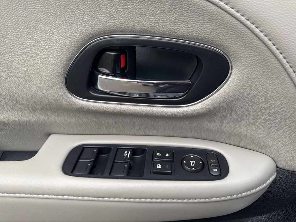 Used 2019 Honda HR-V EX-L image 26