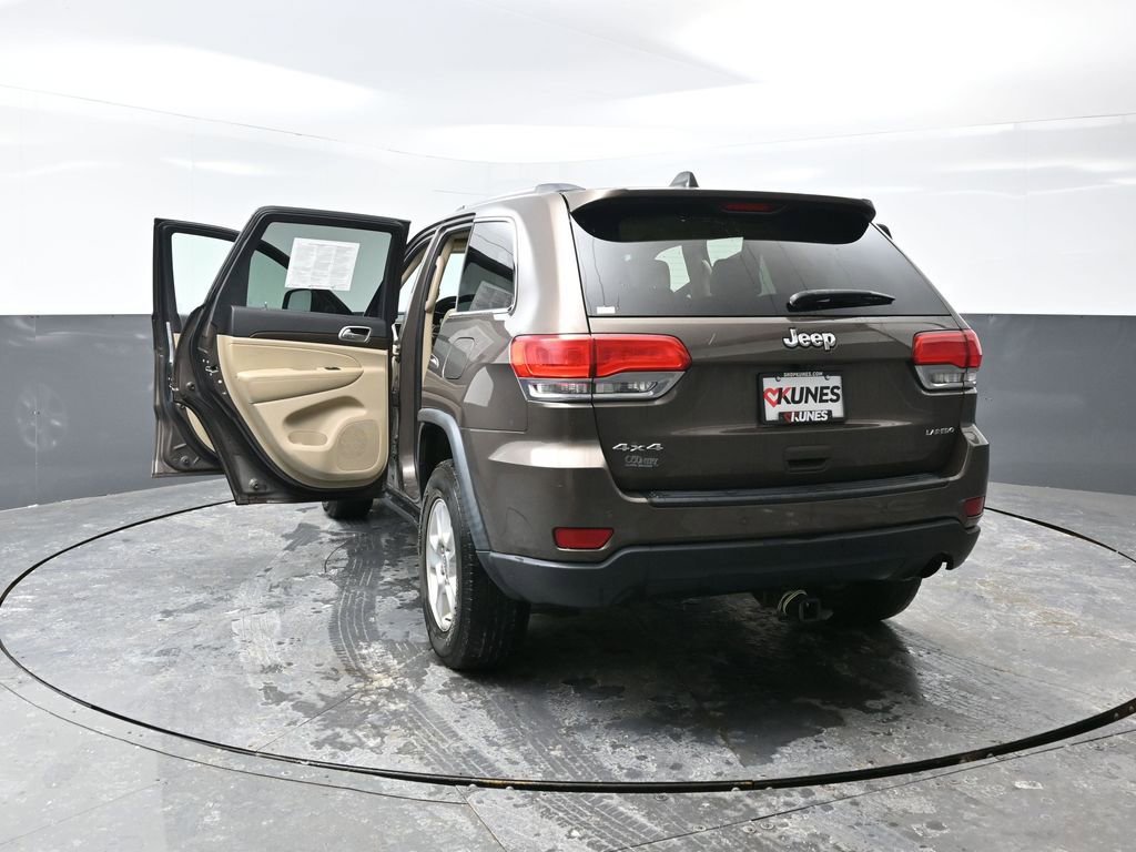 Used 2017 Jeep Grand Cherokee Laredo w/ Quick Order Package 23E image 55