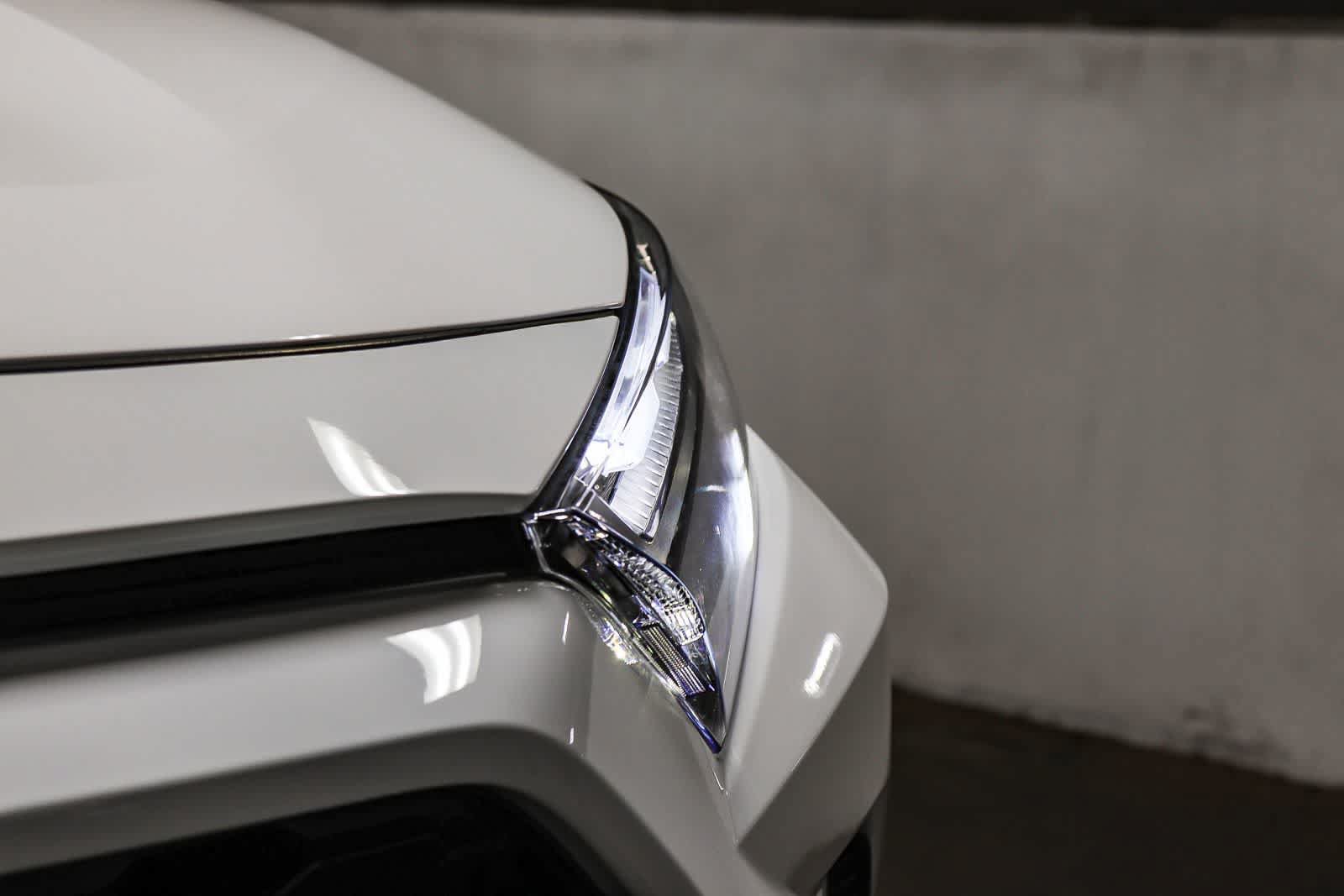 Certified 2025 Toyota RAV4 LE FWD image 8
