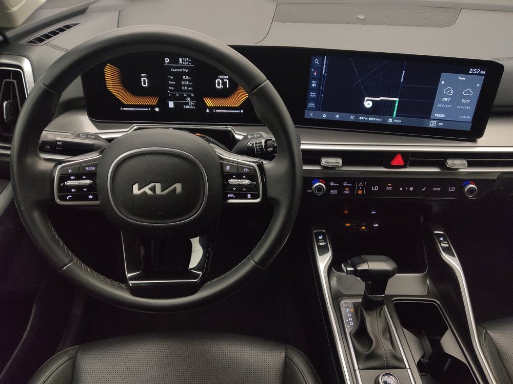 Used 2024 Kia Sorento S image 22