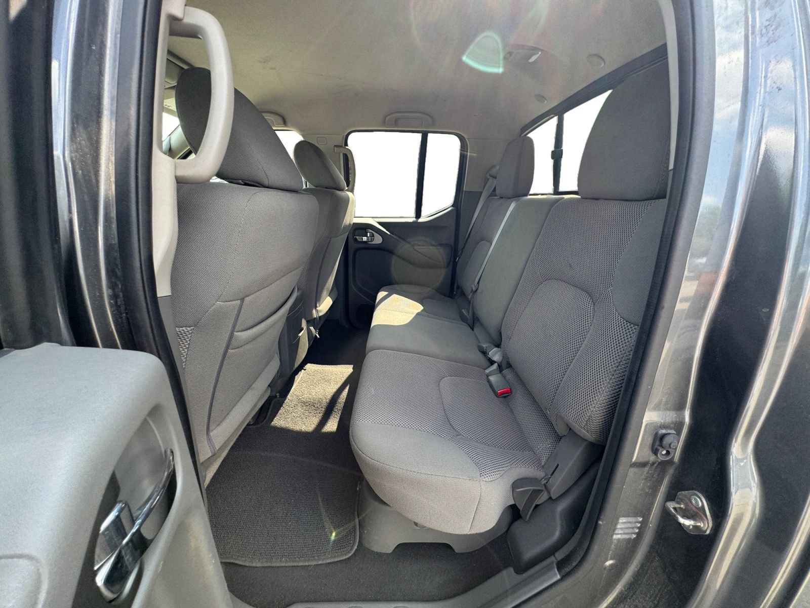 Used 2019 Nissan Frontier SV AWD/4WD image 8