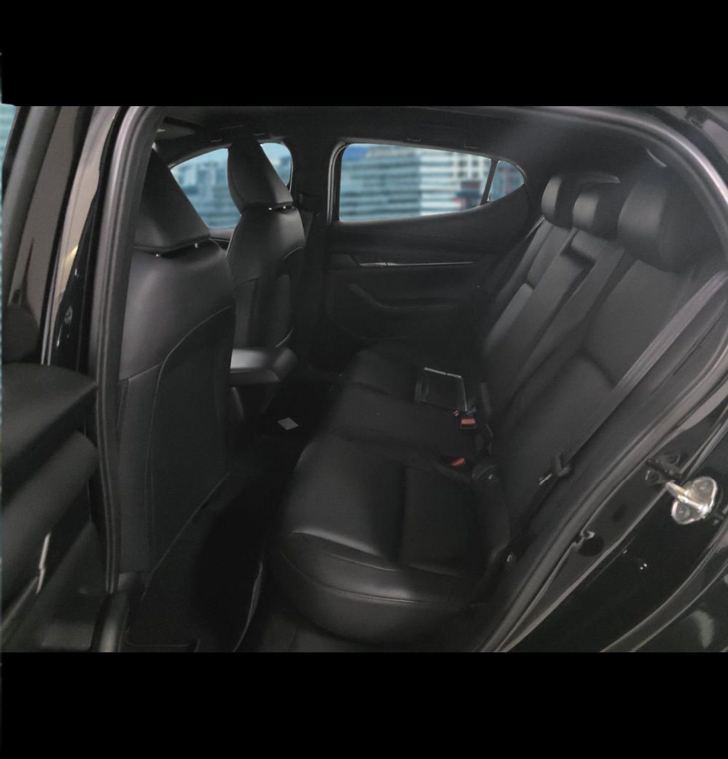 Used 2022 MAZDA MAZDA3 s image 11