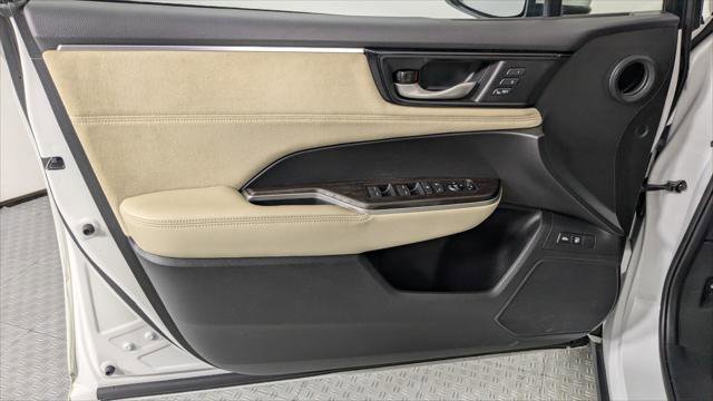 Used 2018 Honda Clarity Touring image 10