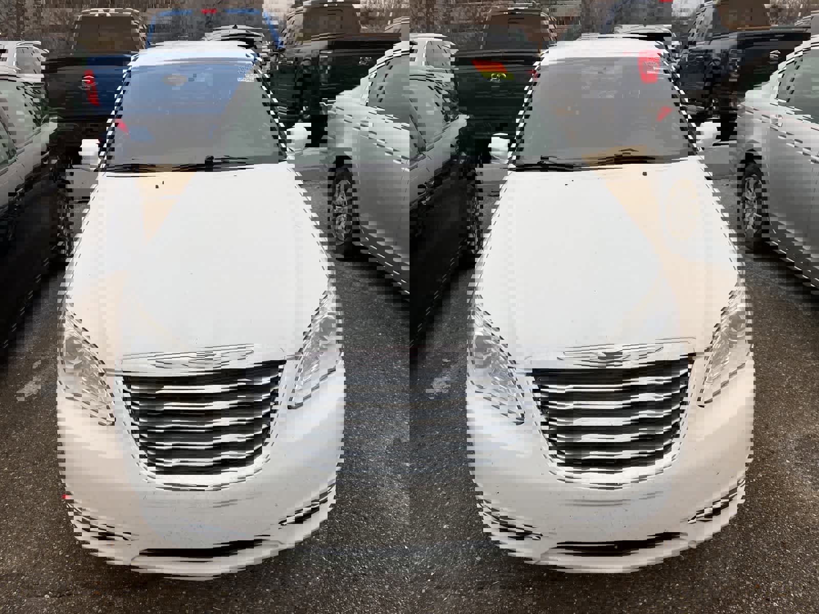 Used 2013 Chrysler 200 Touring image 24