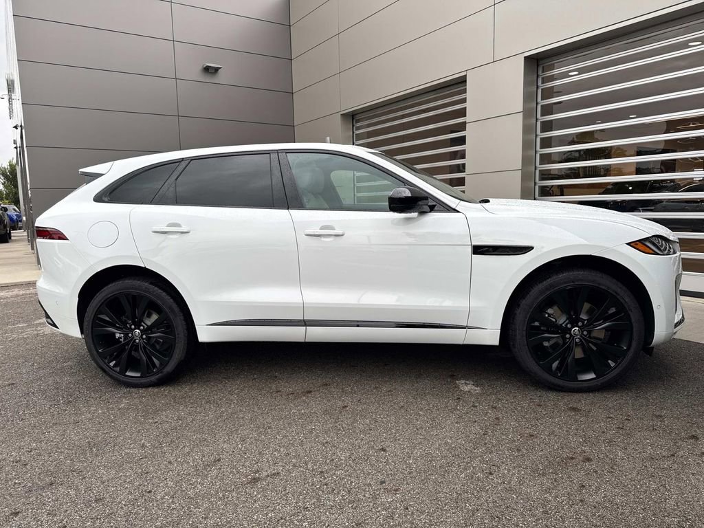 New 2026 Jaguar F-PACE R-Dynamic S AWD/4WD image 8