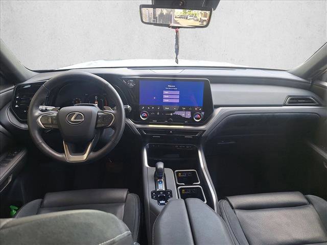 Used 2025 Lexus TX 350 AWD w/ Technology Package image 16