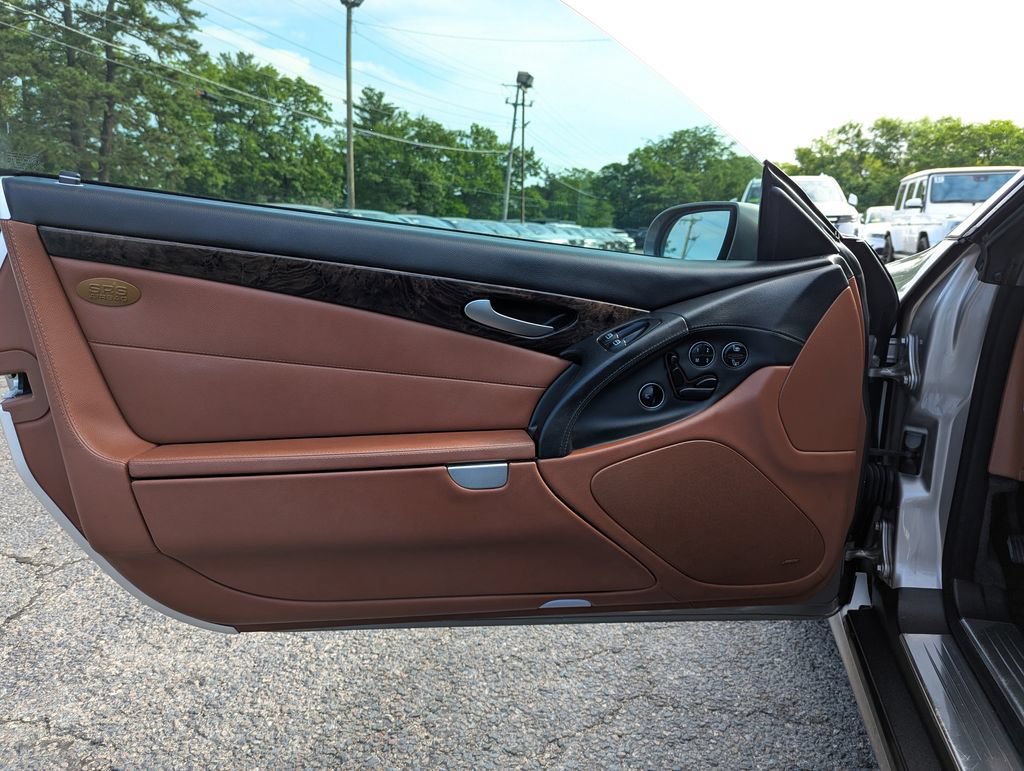 Used 2007 Mercedes-Benz SL 550 image 7