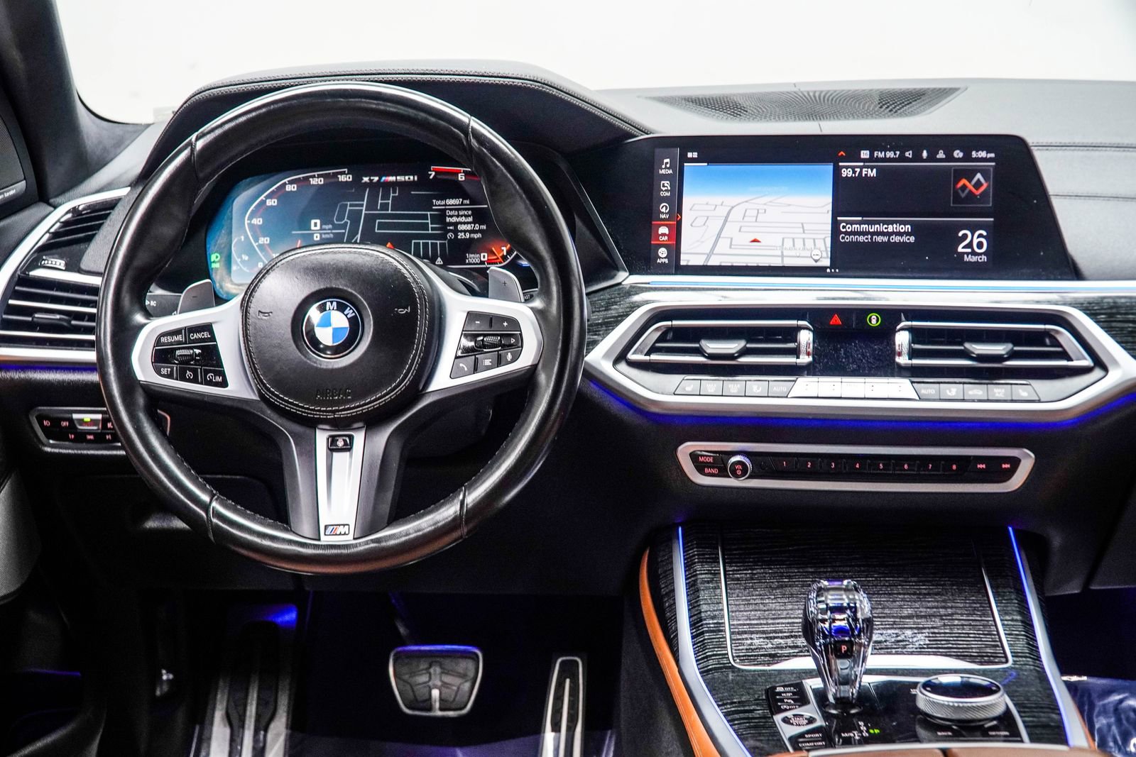 Used 2022 BMW X7 M50i w/ Executive Package AWD/4WD image 17