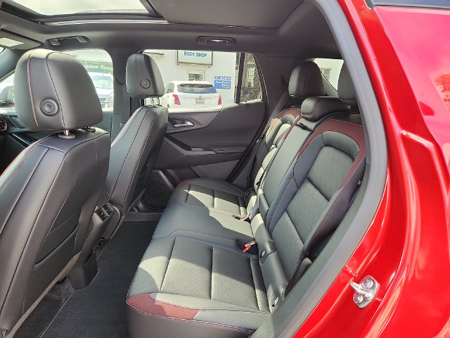 New 2026 Chevrolet Equinox RS w/ LPO, Trailering Package AWD/4WD image 6