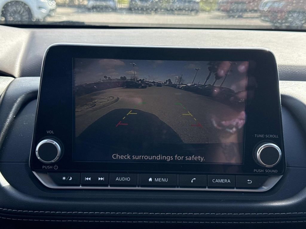 Certified 2023 Nissan Rogue S image 22