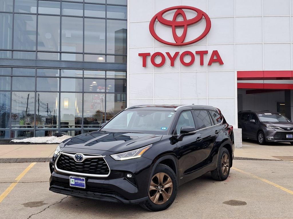 Used 2022 Toyota Highlander Bronze Edition