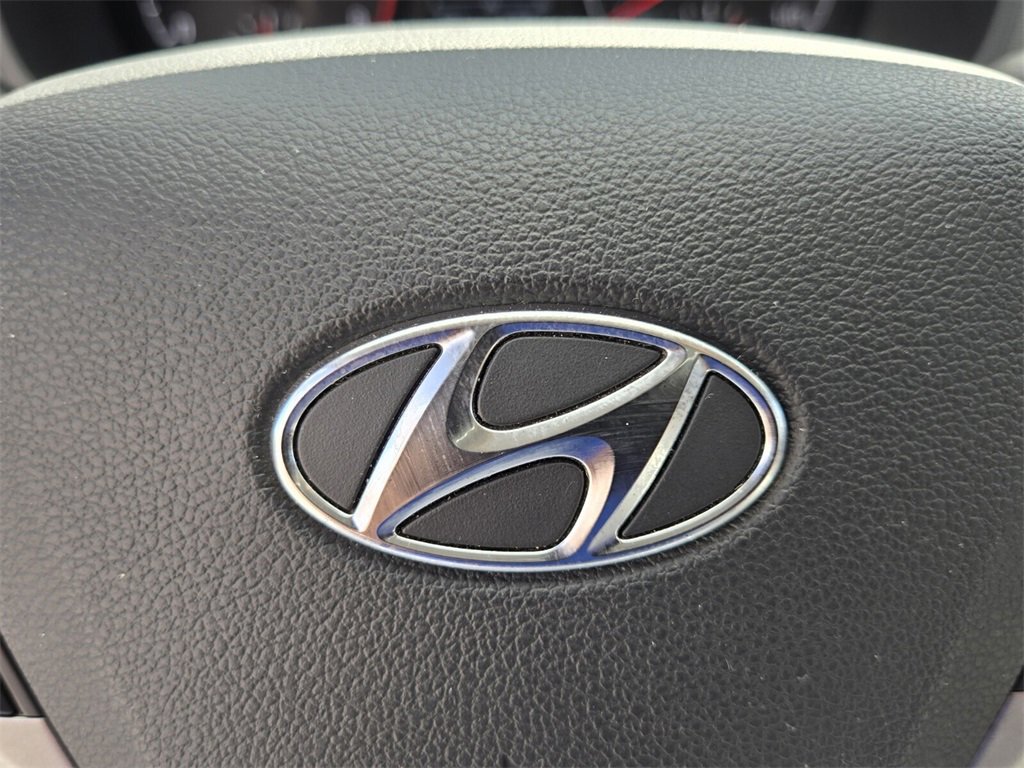 Used 2022 Hyundai Accent SEL w/ Cargo Package image 26