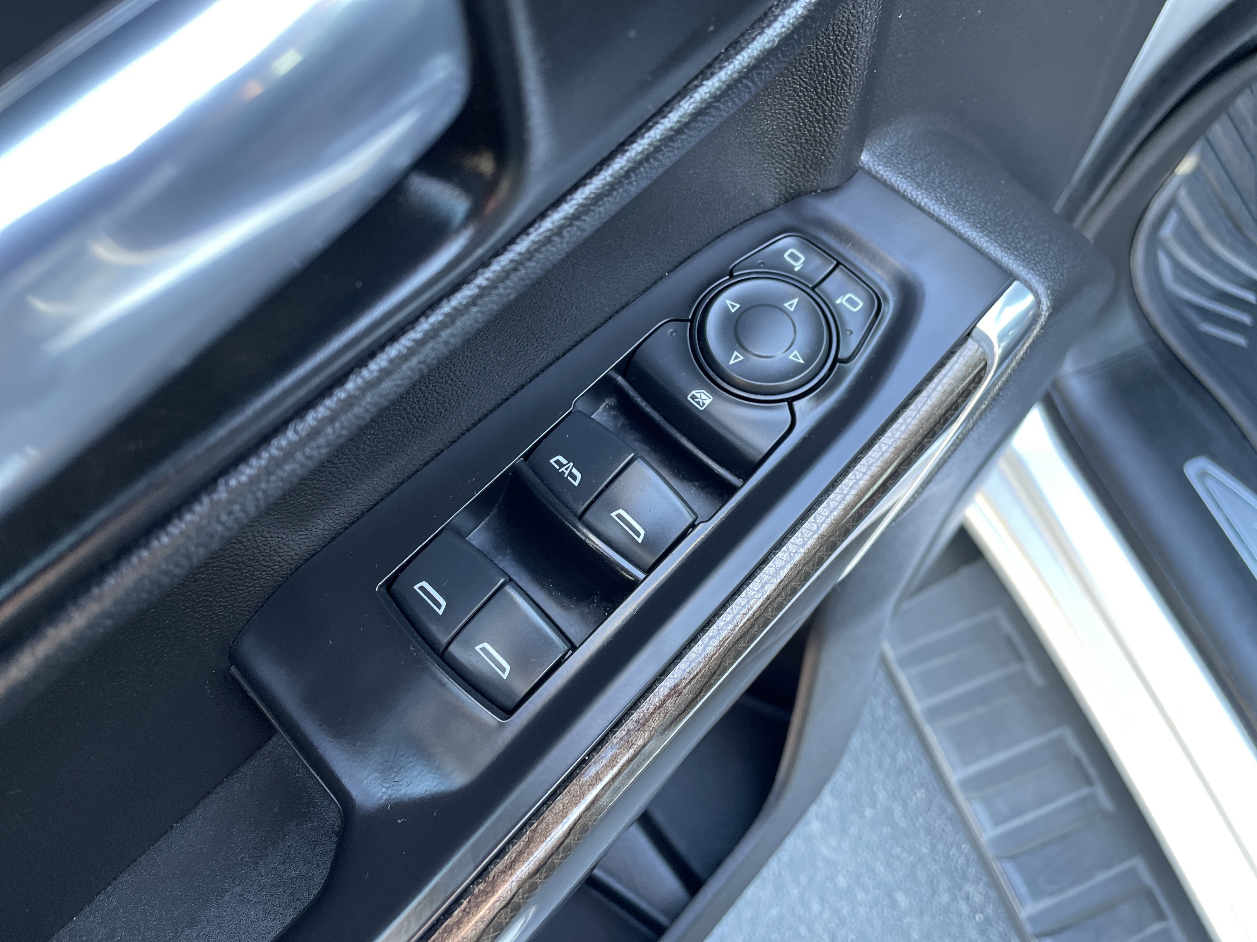 Used 2021 Chevrolet Silverado 1500 LT w/ All Star Edition Plus image 20