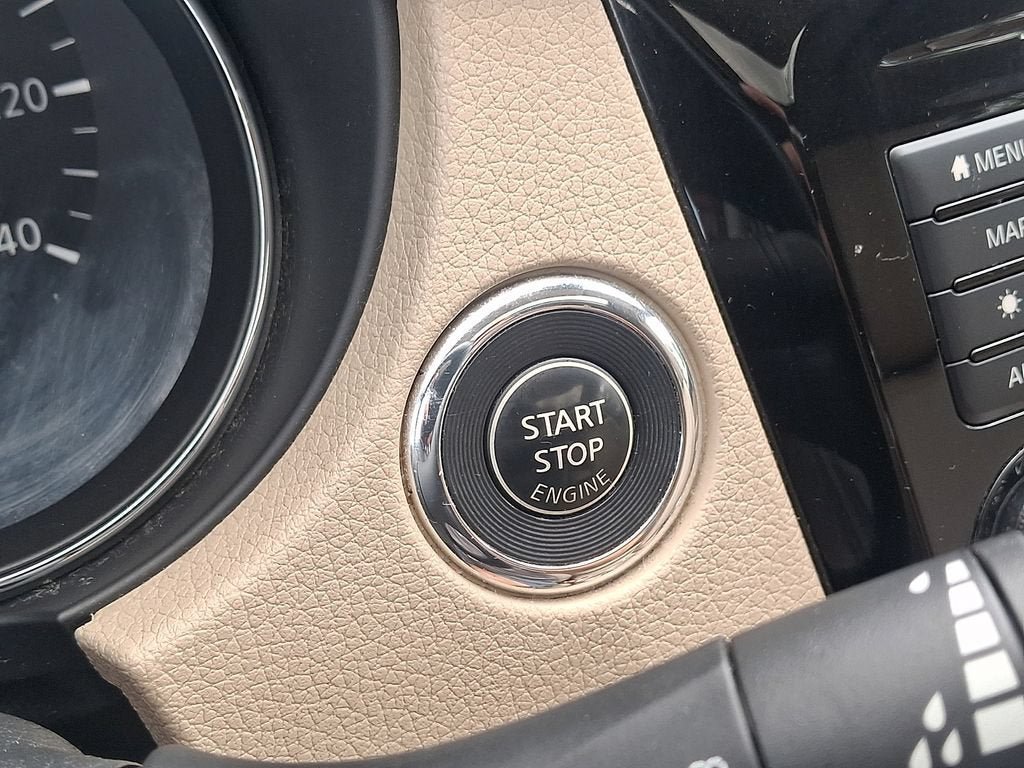 Used 2019 Nissan Rogue SL w/ Premium Package AWD/4WD image 25