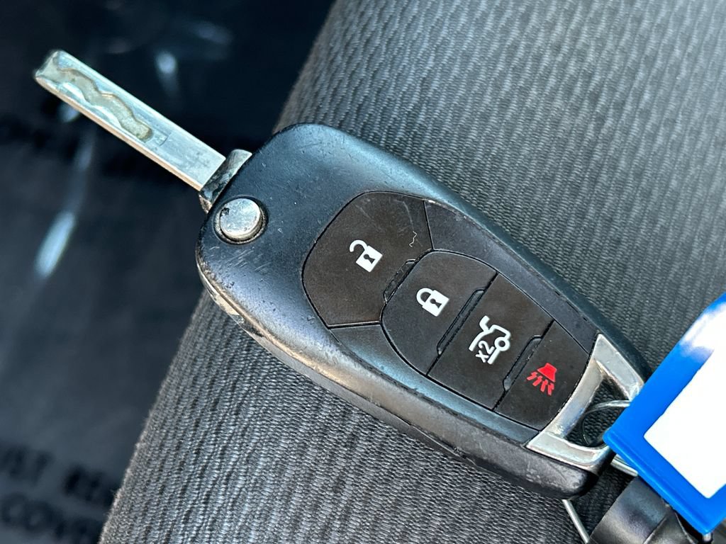Used 2018 Chevrolet Cruze LS FWD image 27
