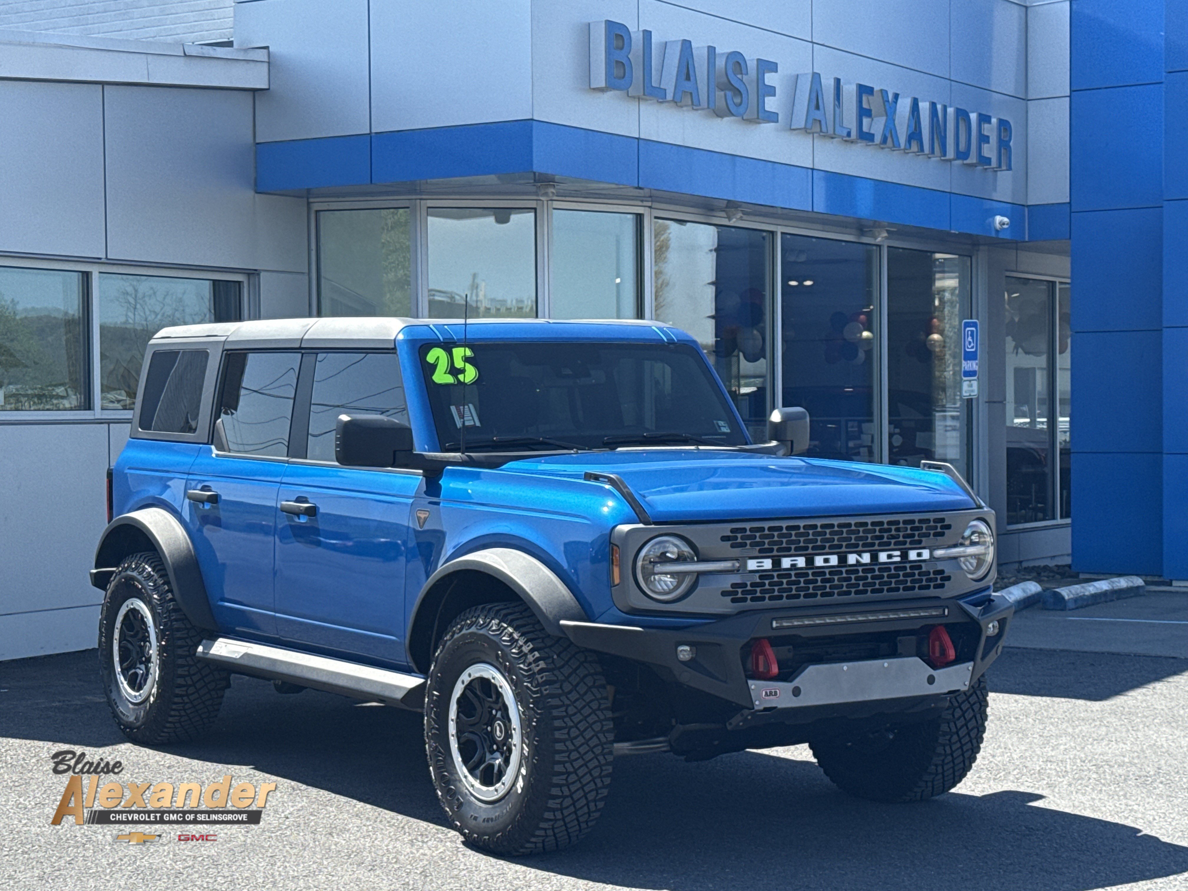 Used 2025 Ford Bronco Badlands AWD/4WD video 1