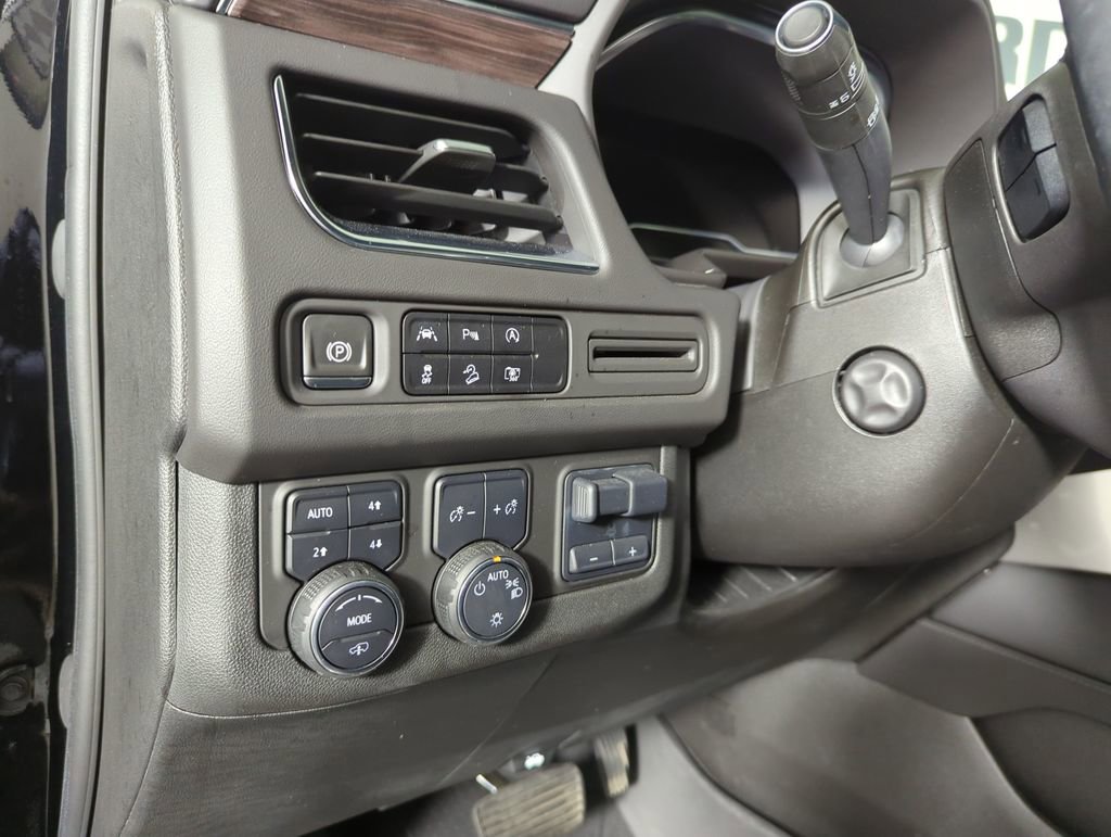 Used 2023 Chevrolet Suburban Z71 w/ Z71 Off-Road Package image 26