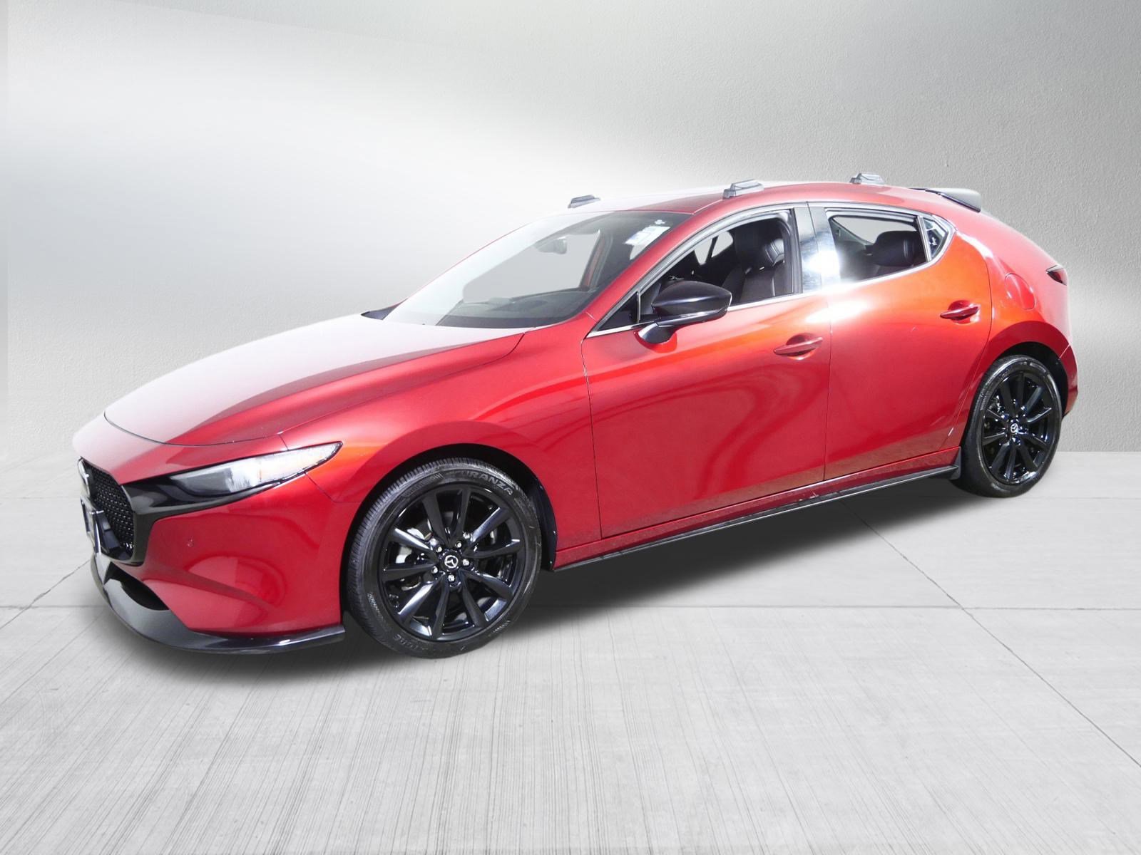 Used 2021 MAZDA MAZDA3 Hatchback w/Premium Plus Pkg image 3