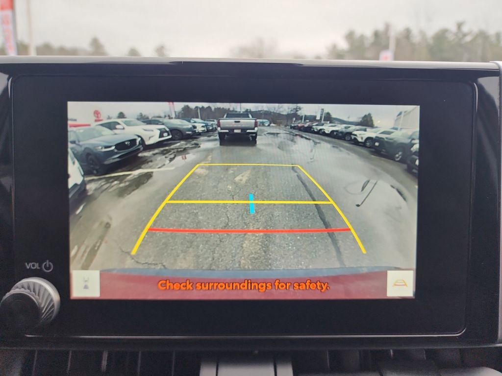 Used 2024 Toyota RAV4 LE image 17