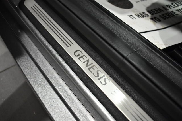 Used 2022 Genesis G70 3.3T w/ Sport Advanced Package image 35