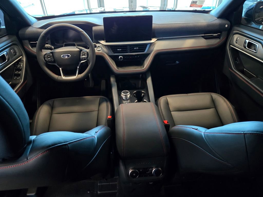 New 2026 Ford Explorer ST-Line w/ ST-Line Street Pack image 16