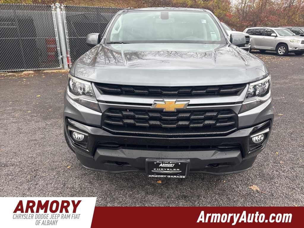 Used 2022 Chevrolet Colorado LT w/ LT Convenience Package image 2