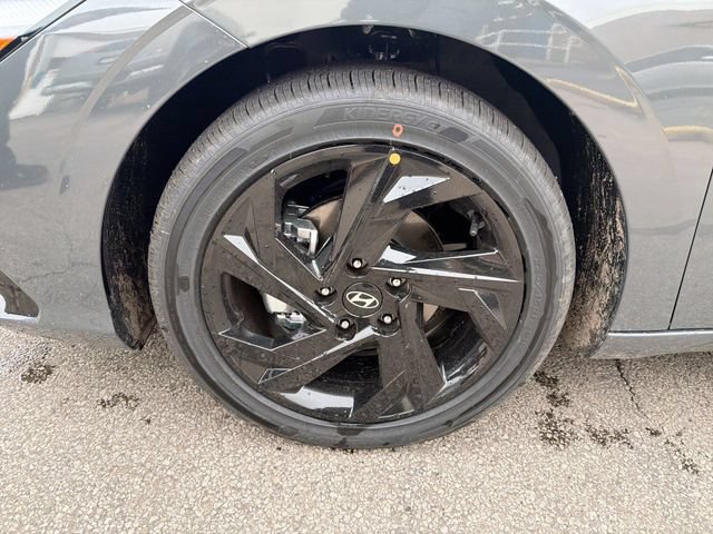 New 2026 Hyundai Elantra SEL Sport Premium FWD image 21