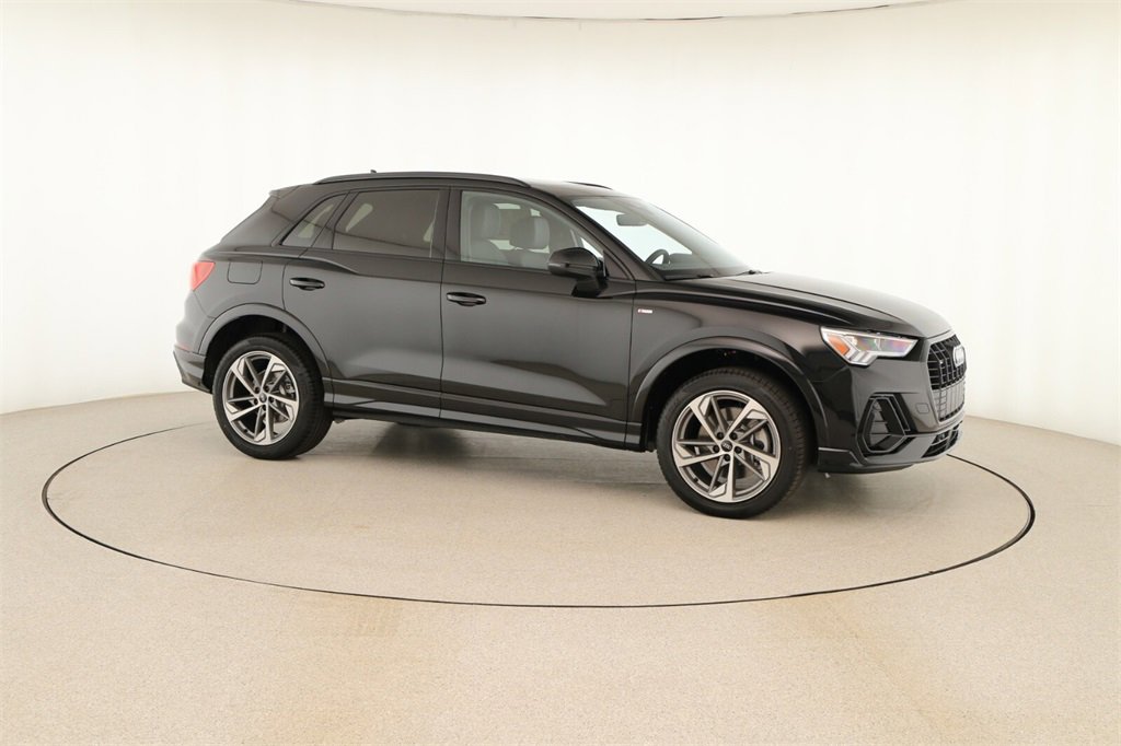 New 2025 Audi Q3 2.0T Premium image 9