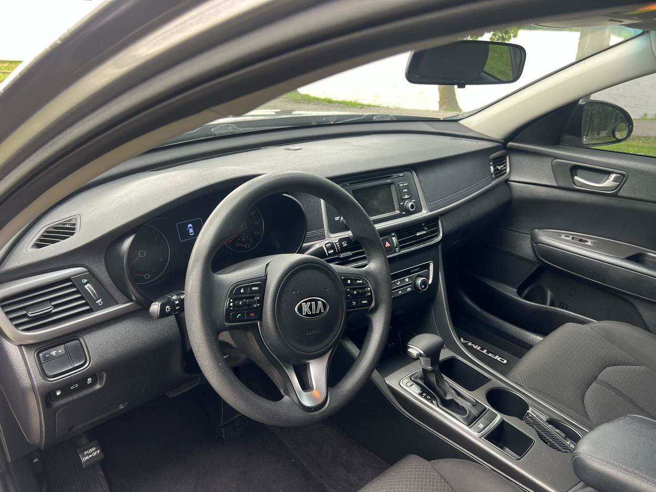 Used 2017 Kia Optima LX w/ Driver Convenience Package FWD image 28
