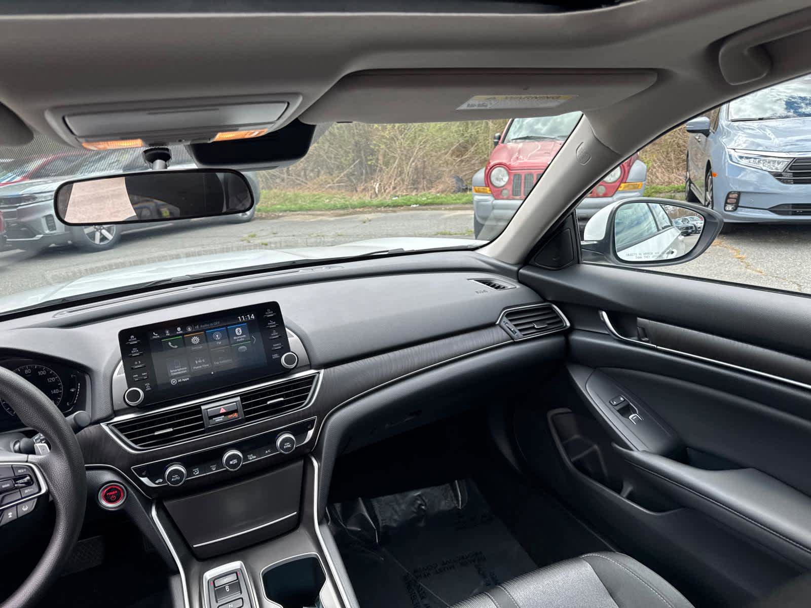 Used 2019 Honda Accord EX image 33