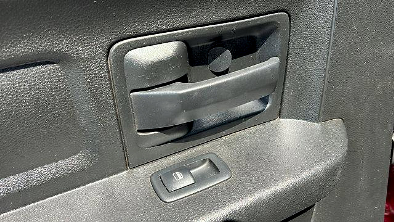 Used 2019 RAM 1500 Express image 11