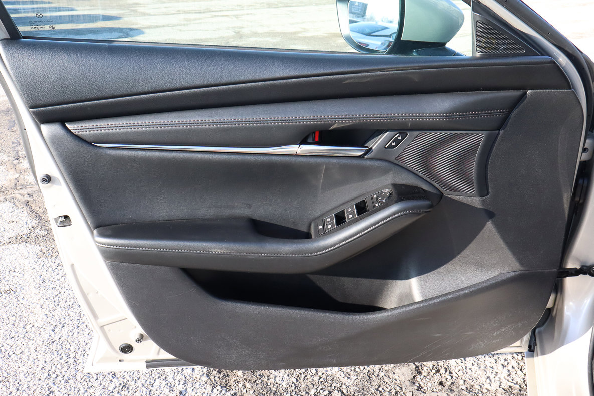 Used 2025 MAZDA MAZDA3 s image 13