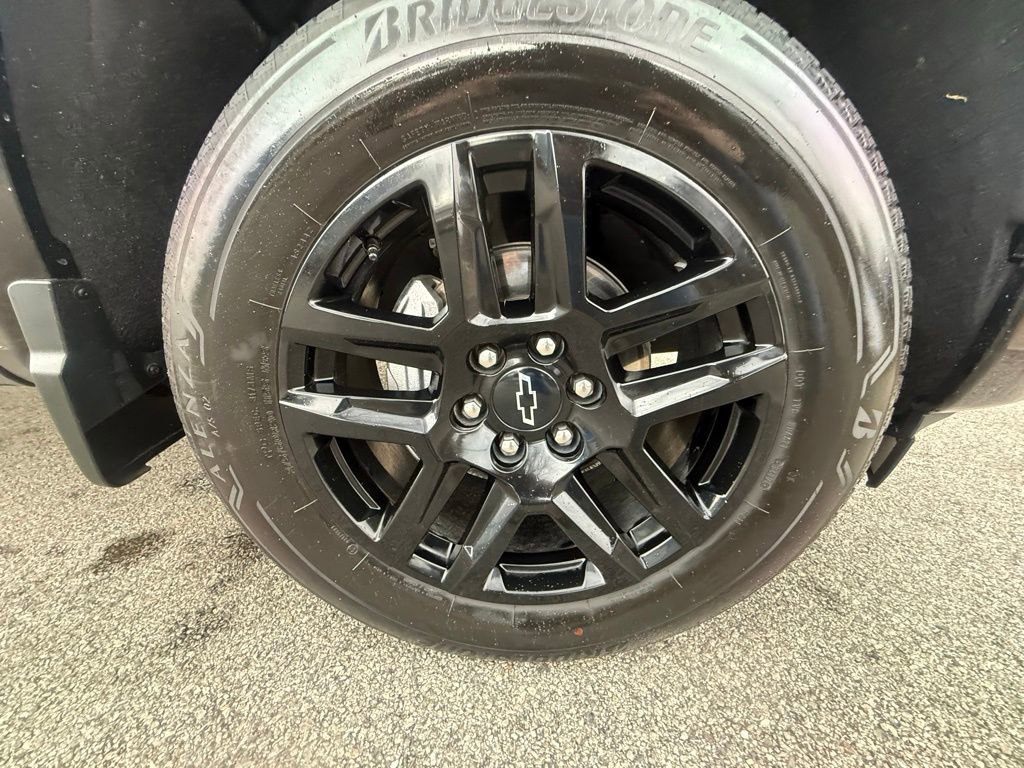 Used 2023 Chevrolet Silverado 1500 Custom image 39