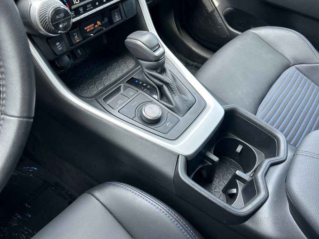 Used 2022 Toyota RAV4 XSE image 20