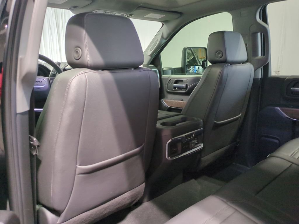 Used 2021 GMC Sierra 2500 Denali w/ Denali Ultimate Package image 18
